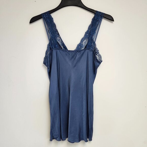 Dis Moi Women's Dusky Blue Camisole W/Lace Trim Size S/M - Picture 3 of 6